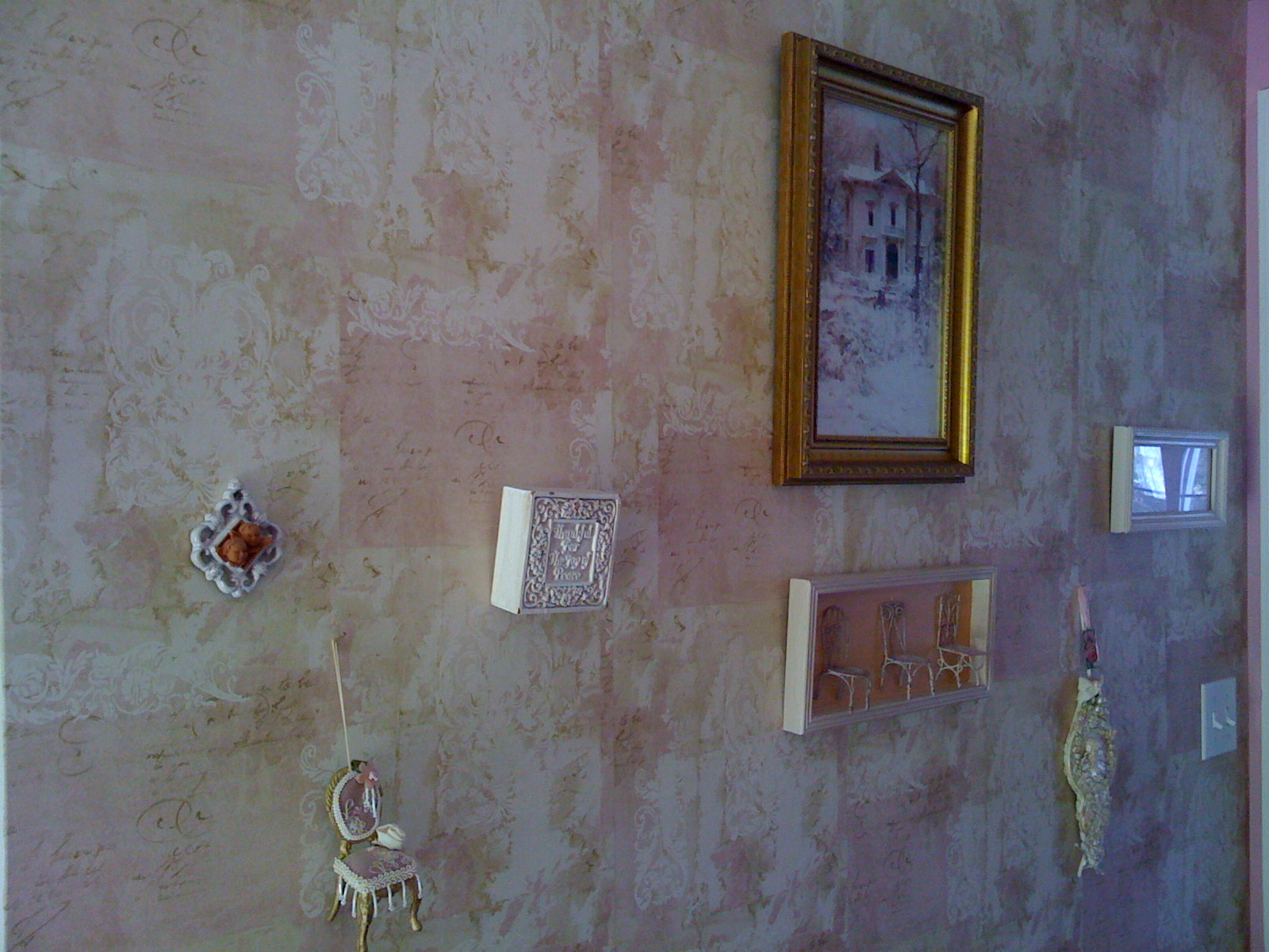 this is the shabby chic wall in the hallway of my foyer if you look at