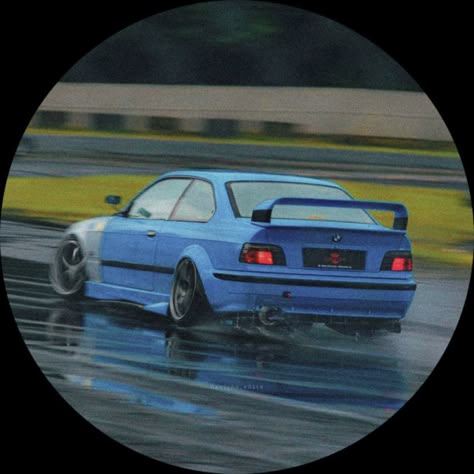 Aesthetic Car Pfp Wallpaper