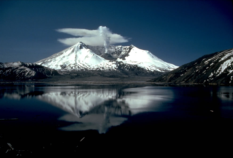 Year Anniversary Of Mount St Helens Eruption Pics