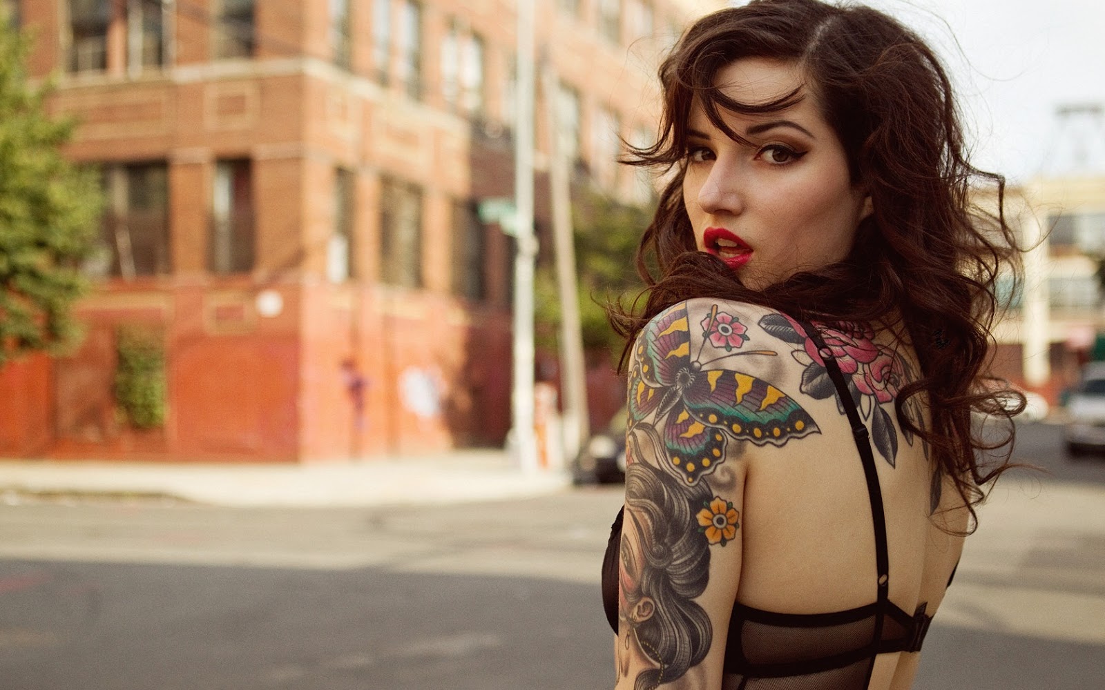 25 Sexiest Tattooed Girls On Instagram  WorldWideInterweb
