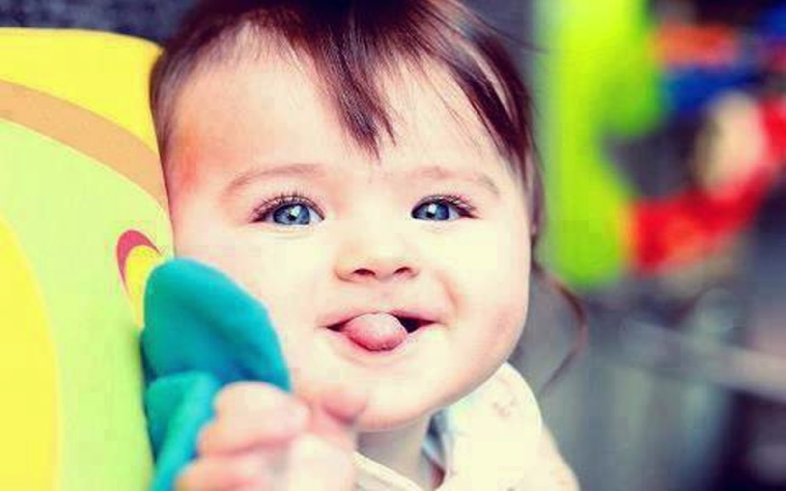 Sharee Wallpaper With You Today I Found Some Smiley Of Baby