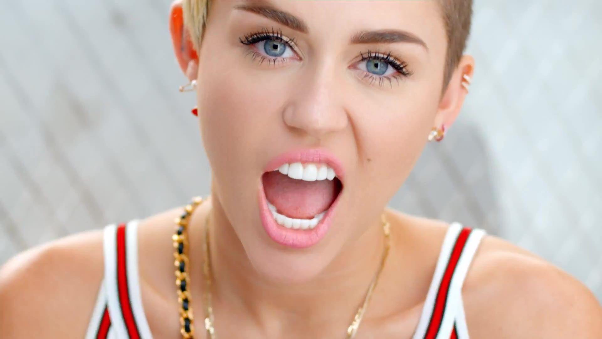Miley Cyrus Background