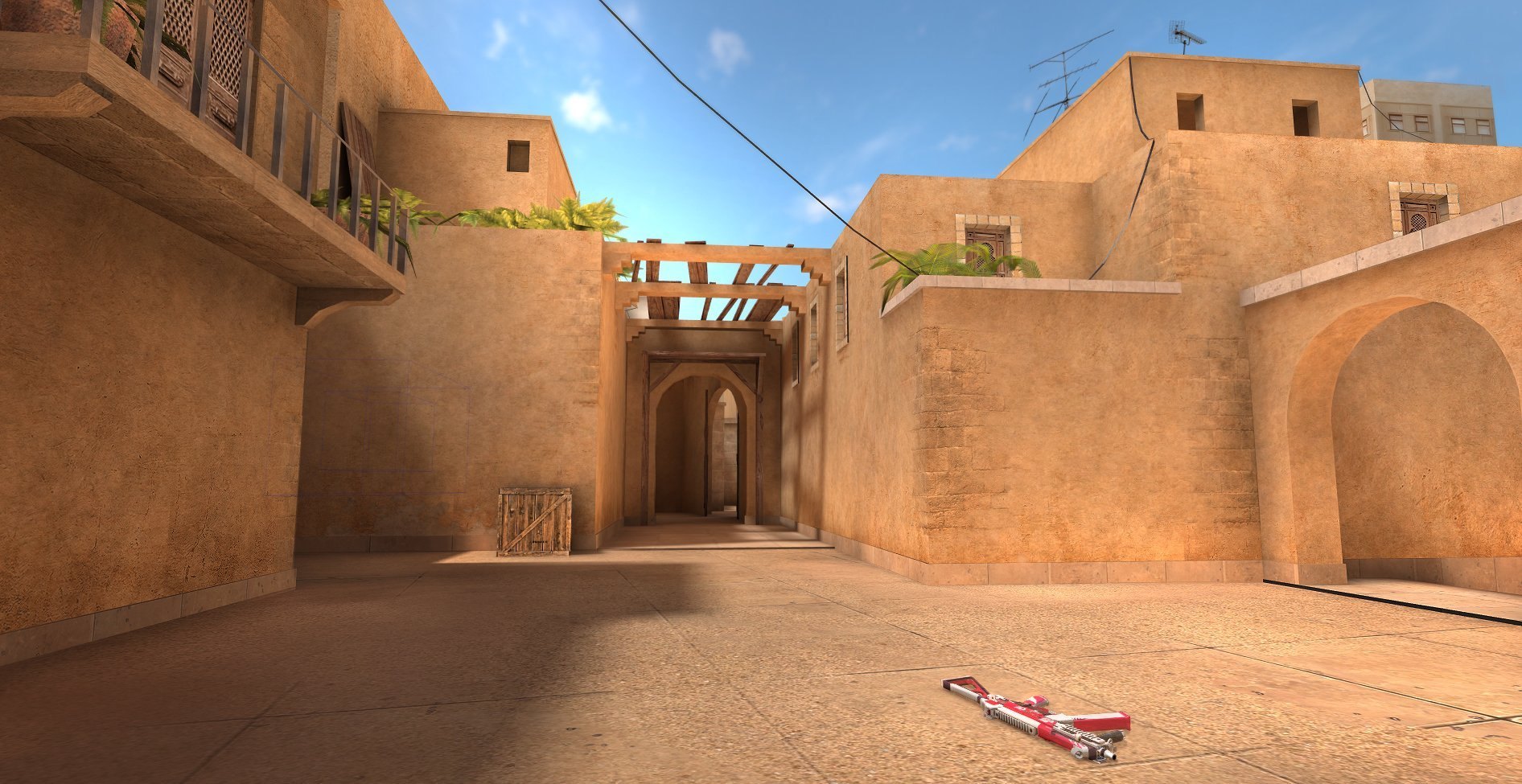 Standoff 2 map screenshot: A sunlit alleyway in a Middle Eastern setting