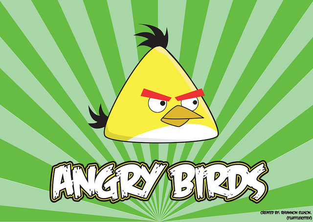 Yellow bird of Angry Birds game wallpaper 4jpg 640x453