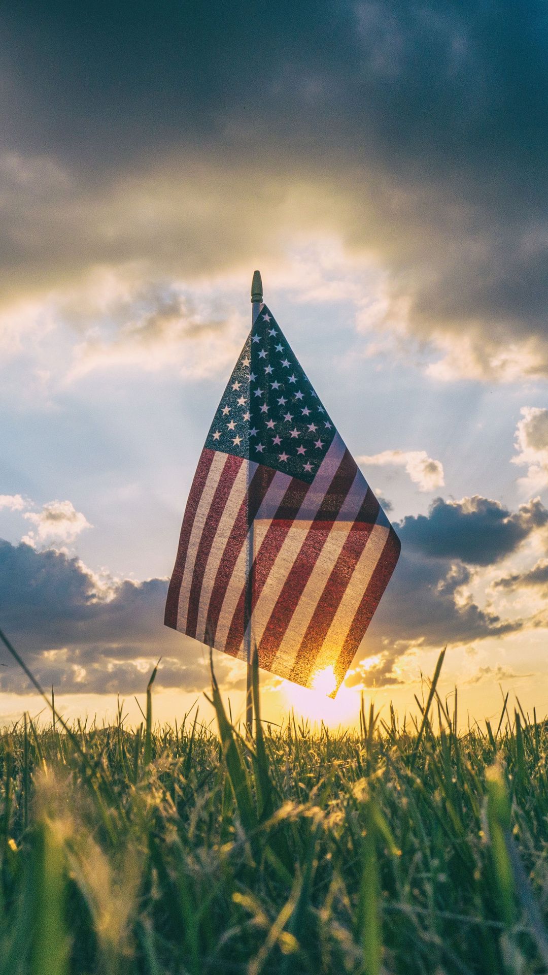 American Flag iPhone Wallpaper