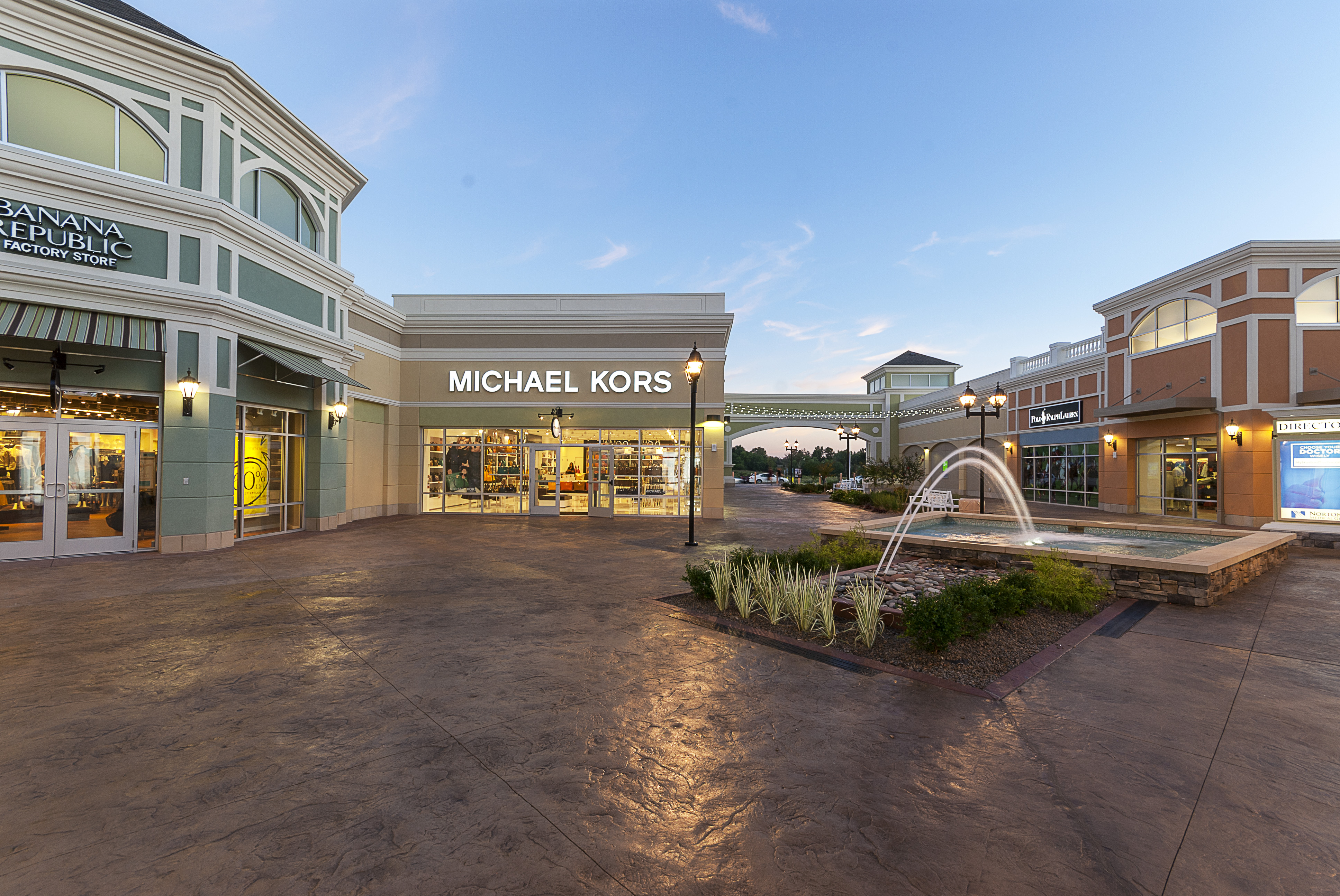  Blog Archive The Outlet Shoppes of the Bluegrass Grand Opening