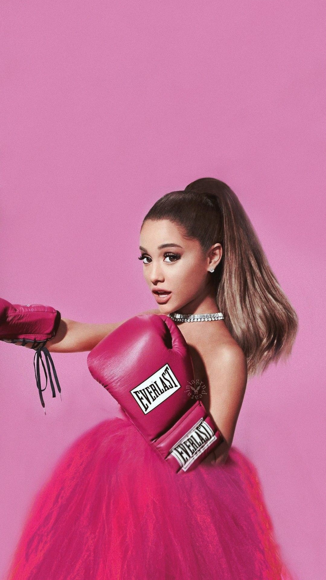 Wallpaper Ariana Grande