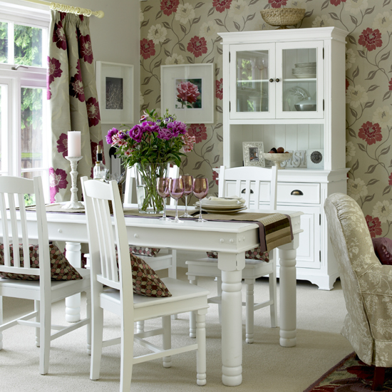 room white and pink red roses wallpaper romantic country style dining 550x550