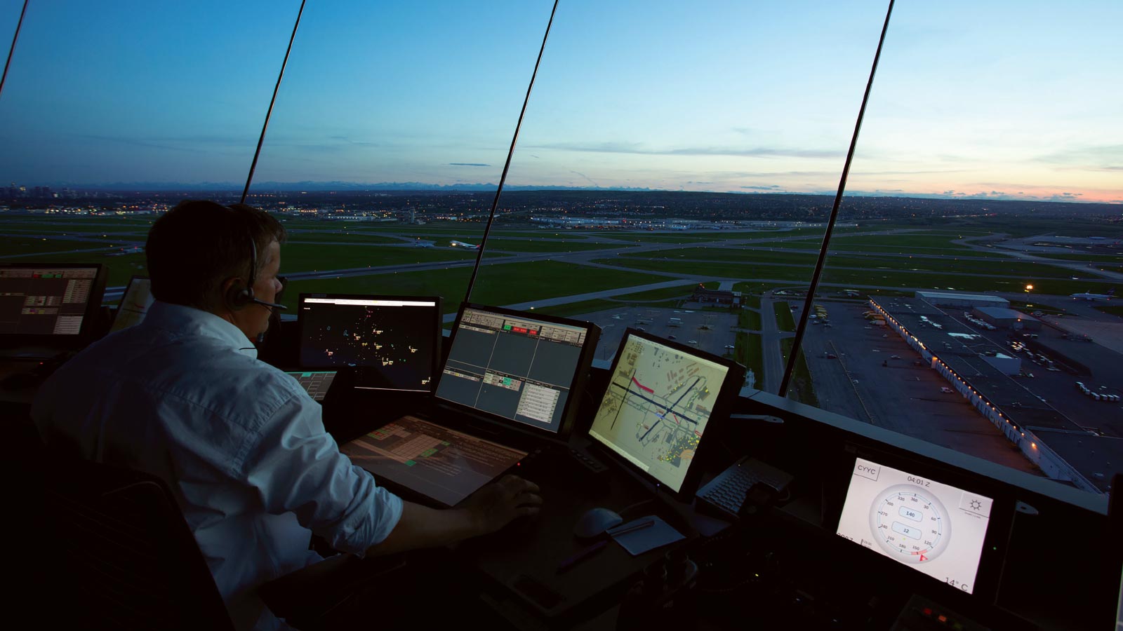 Privatizing air traffic control   Aerospace America 1600x900