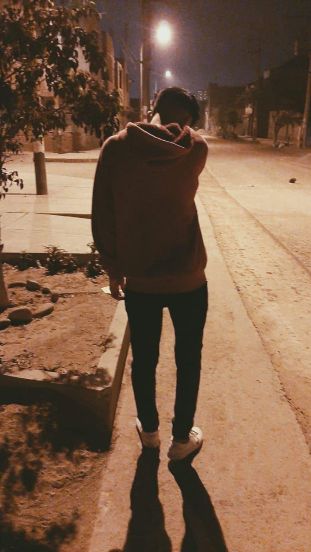 Depressed Boy Alone Wallpaper Mobcup