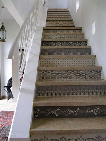 Black And White Wallpaper Patterns For Stairs Decorating
