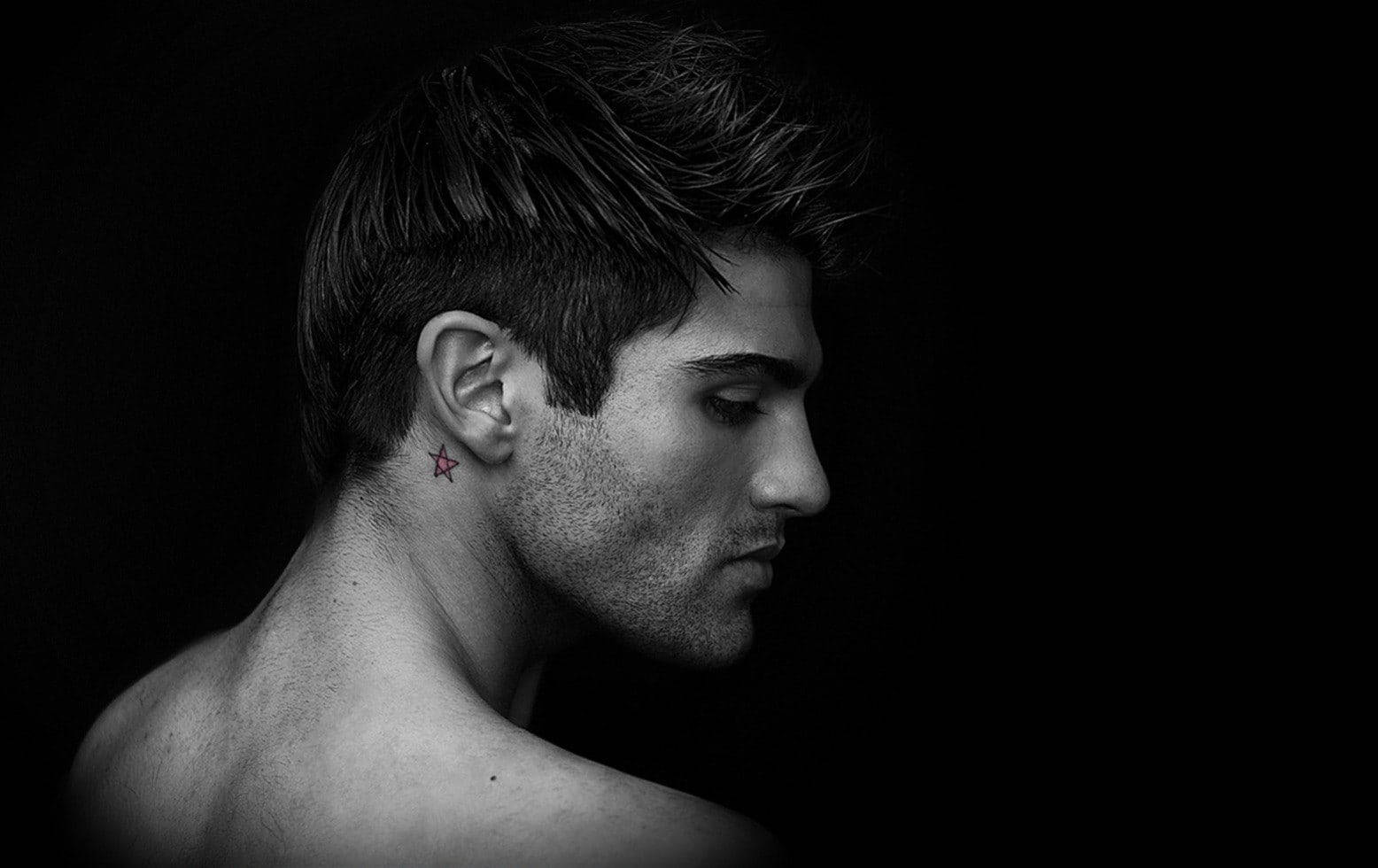 Hot Guy Wallpaper