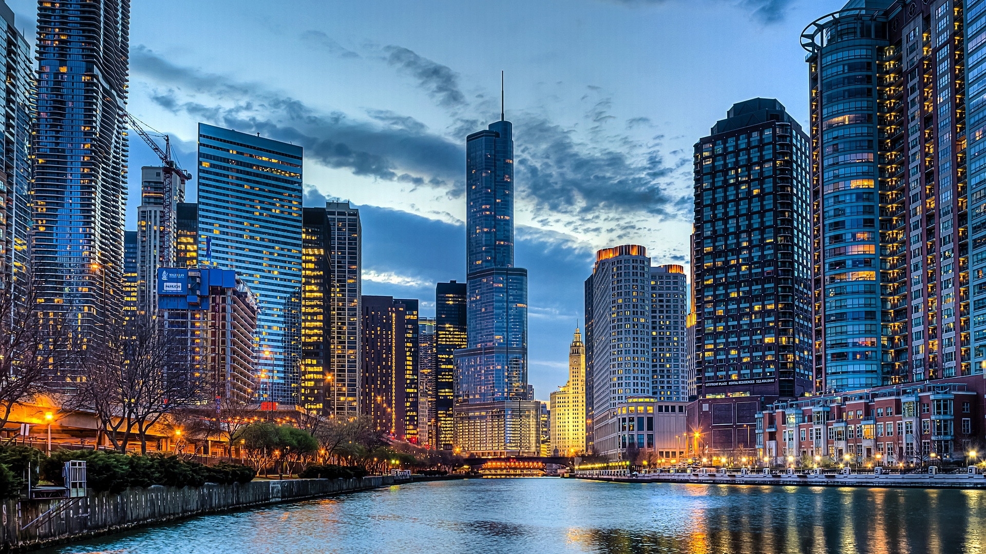 Stunning twilight view of the Chicago skyline reflected in the Chicago River