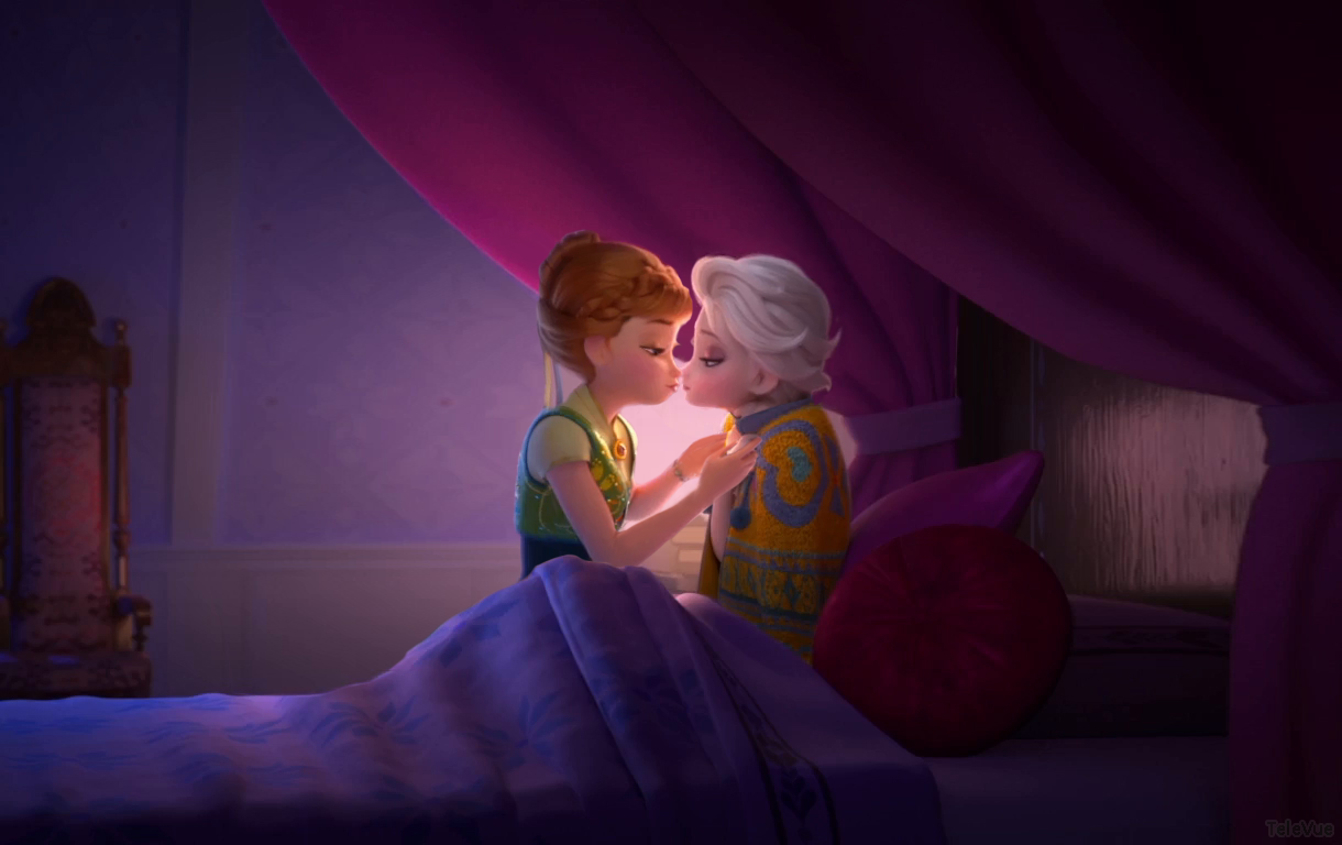 Frozen Fever Kiss by TeleVue on