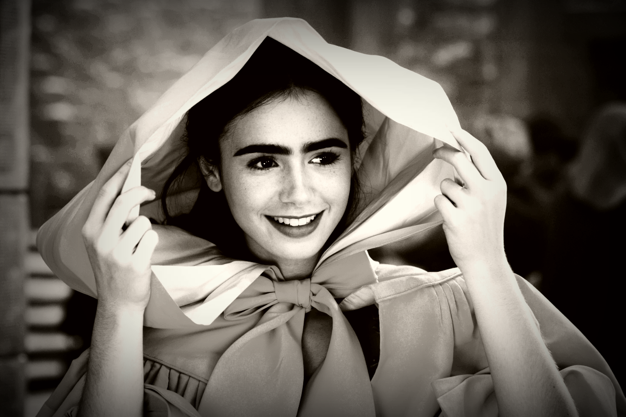 Lily Collins Wallpaper Photo