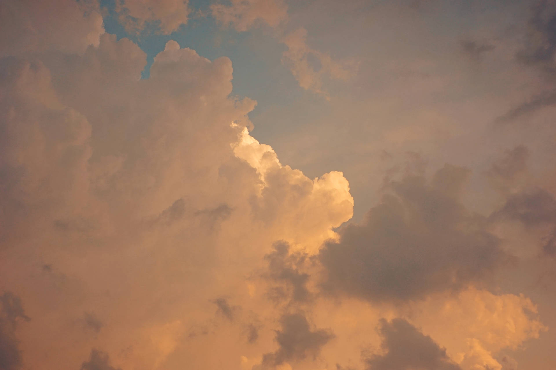 Top Cloud Aesthetic Wallpaper Full HD 4k To Use