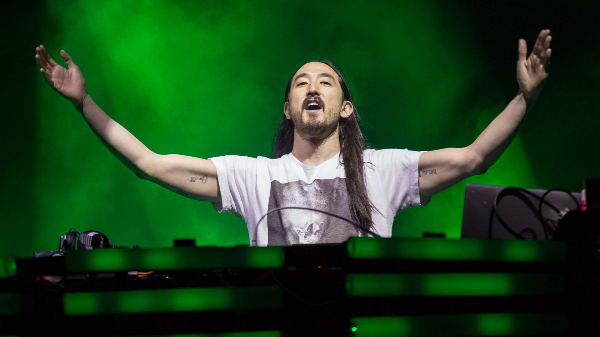 Steve Aoki Wallpaper Image Photos Pictures Background