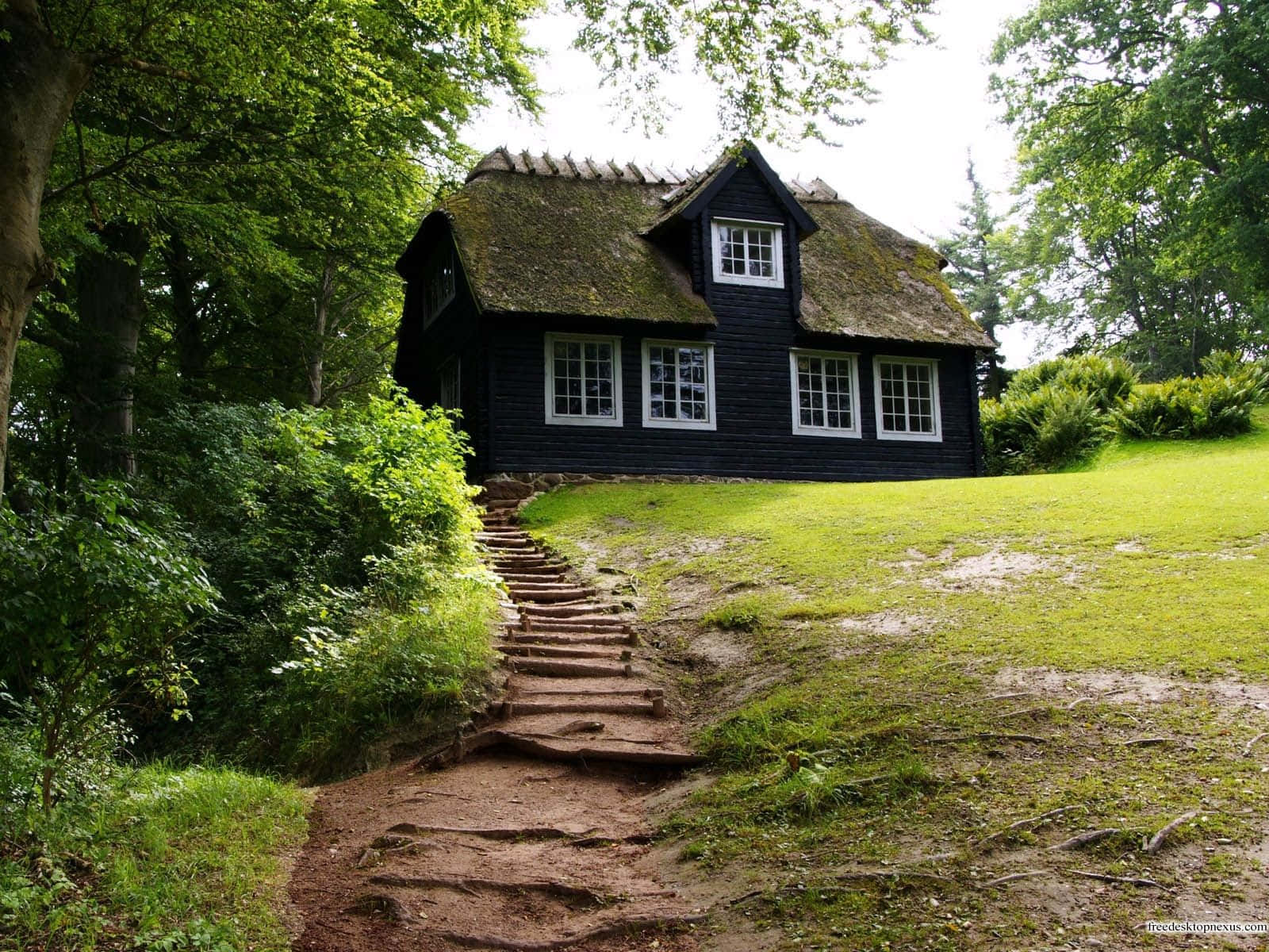 Farmhouse Desktop Wallpaper