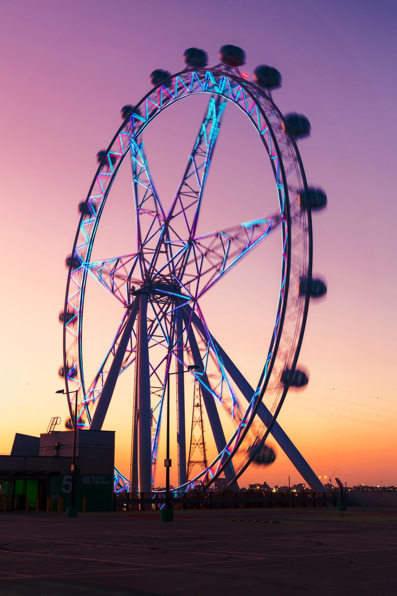 Sunset Behind The Ferris Wheel Wallpaper