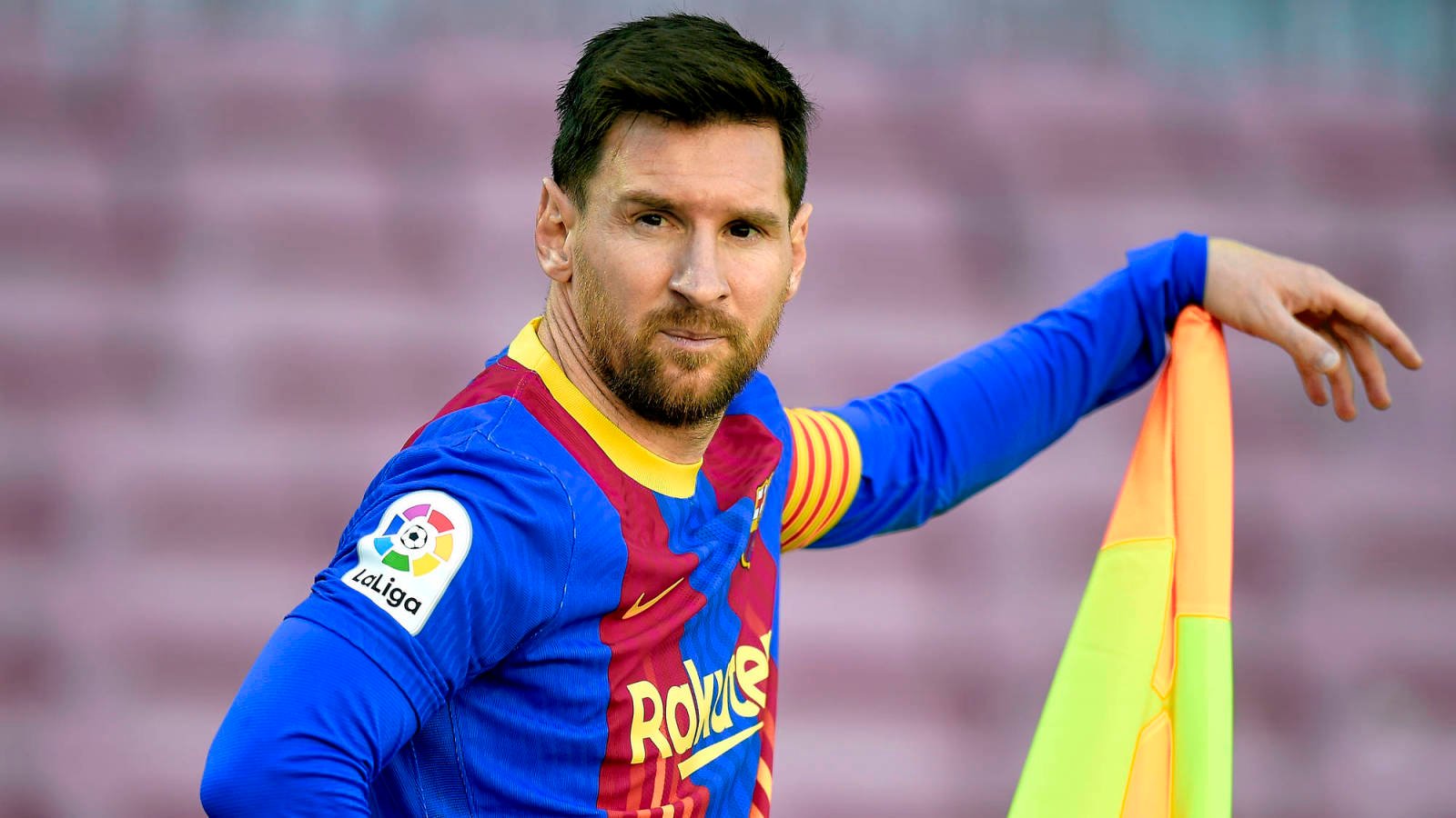 Lionel Messi to sign with Paris Saint Germain next week Yardbarker 1600x900