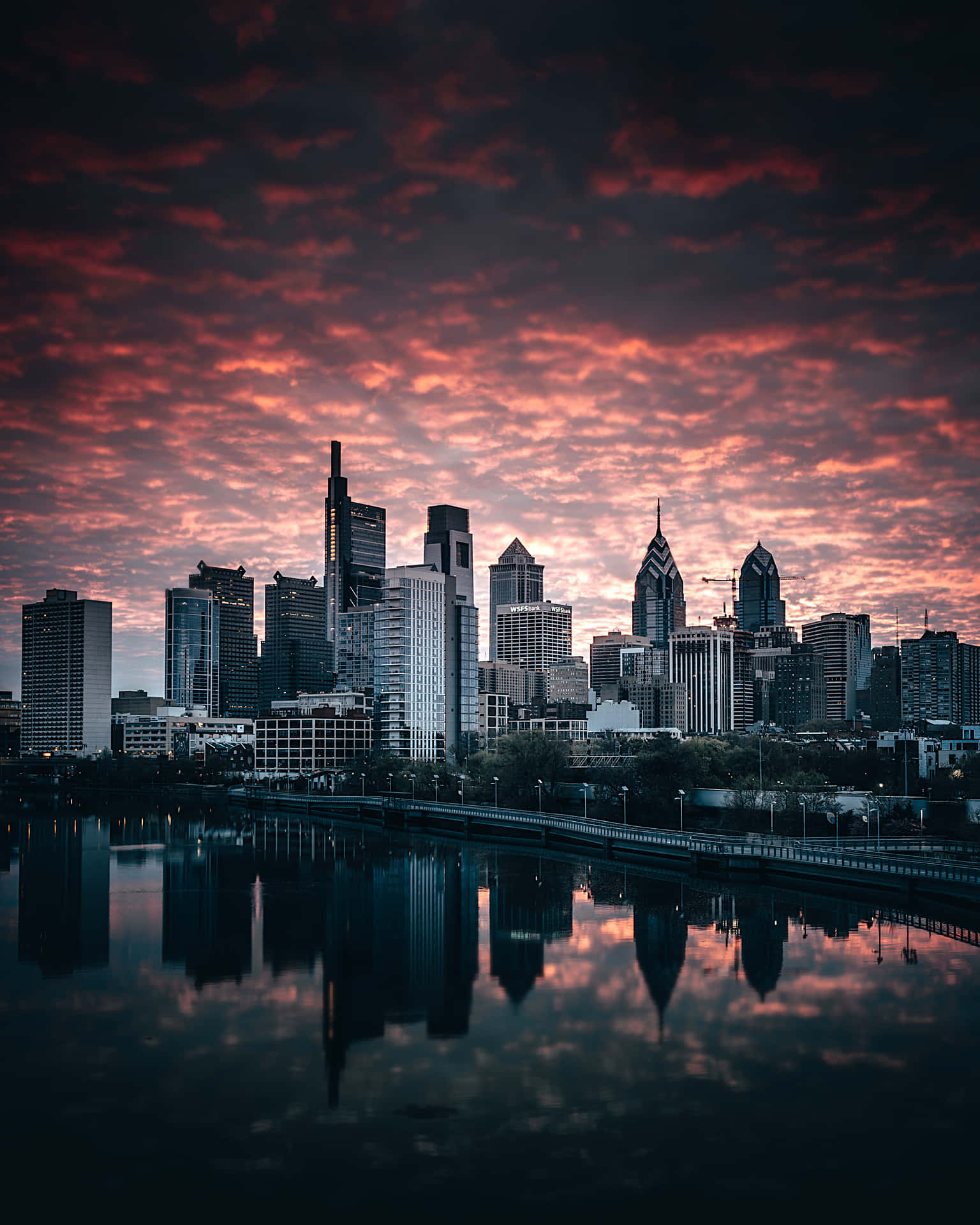 The Heart Of Philadelphia Shines In Night Wallpaper