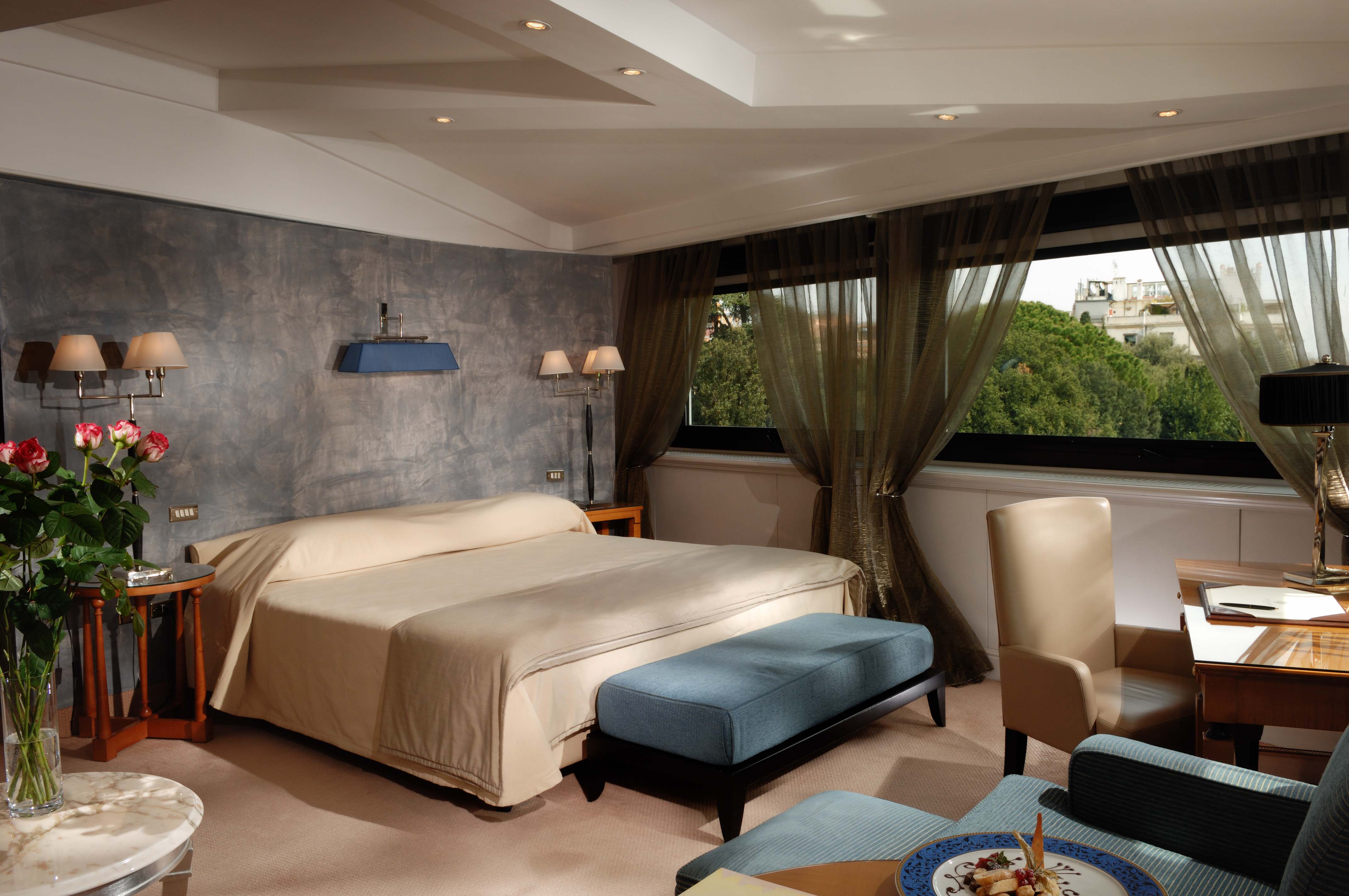 Free Download Impressive Penthouse Master Bedroom Suites