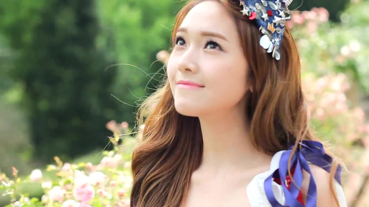 Snsd Member Jessica Jung Turns Korean Age Today
