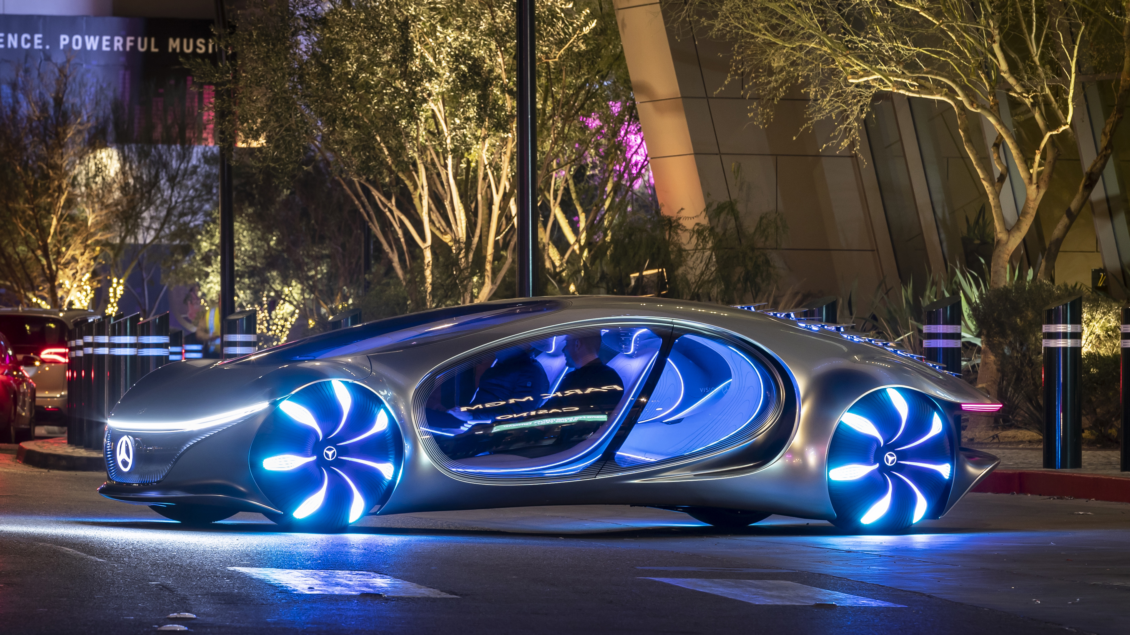 Check out MercedesBenzs Avatarinpired Concept at CES  The Car Guide