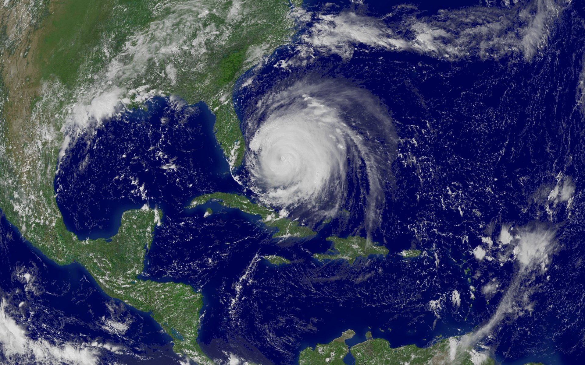 Hurricane Wallpaper HD