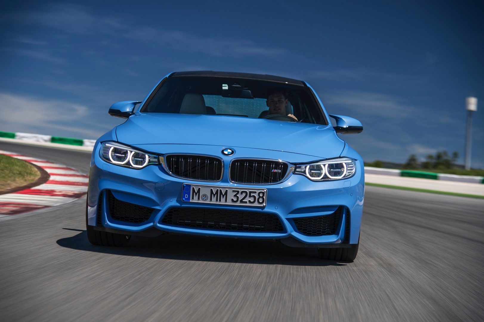 2015 BMW M3 and M4 Wallpapers   photo gallery