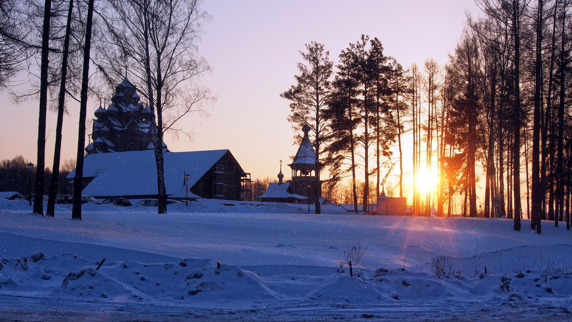 Sunrise On An Orthodox Church In Winter High Quality And