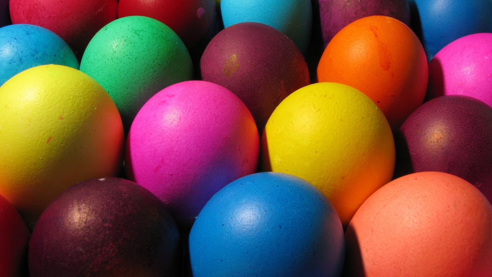 Bright Colorful Eggs Easter Wallpaper