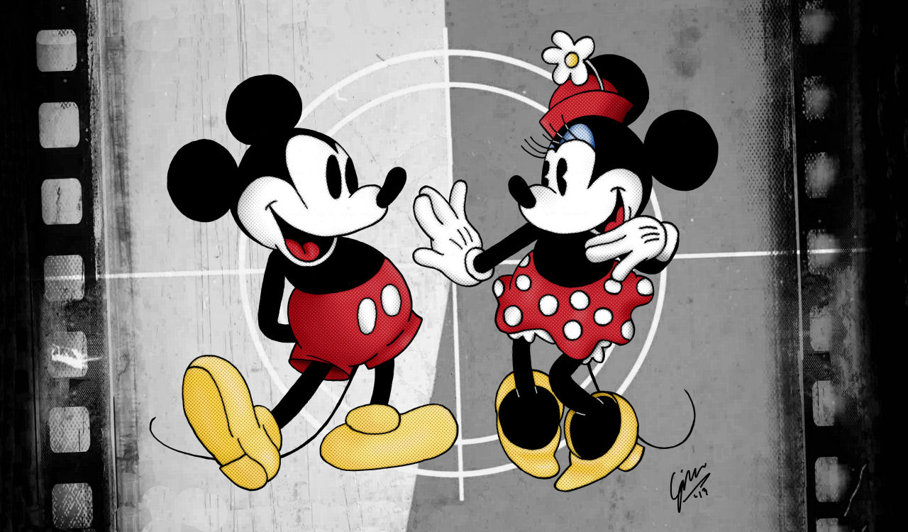 Mickey And Minnie Mouse Kissing