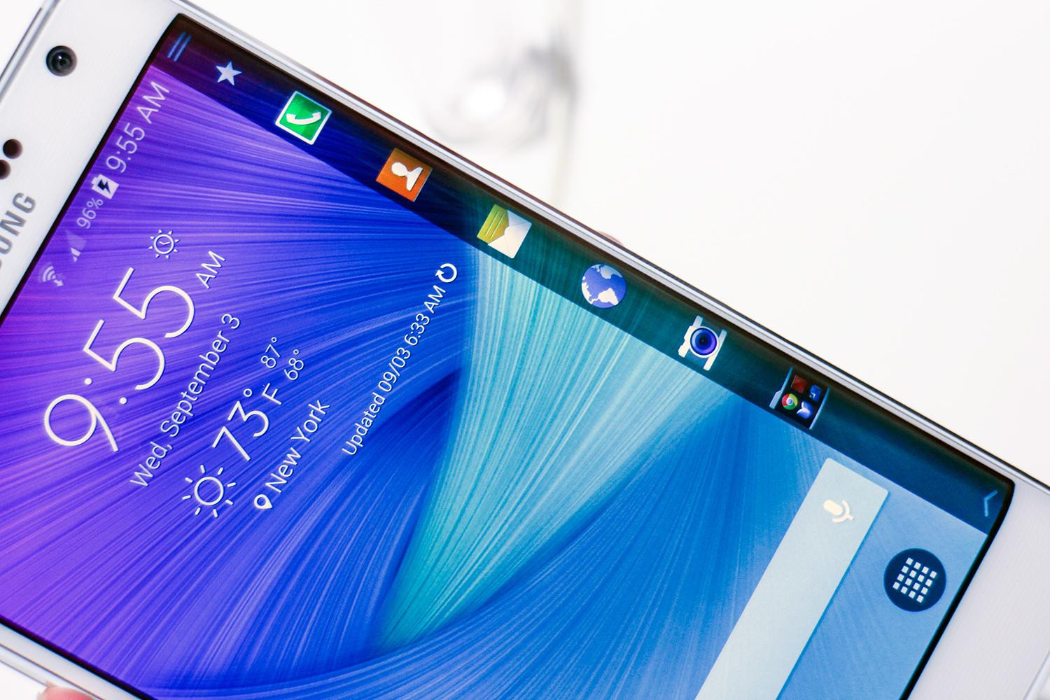 Hands On Samsung S Dramatically Different Galaxy Edge Spills Over