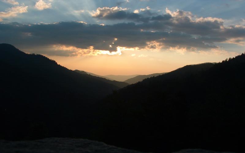 HD Smoky Mountains Sunset Wallpaper