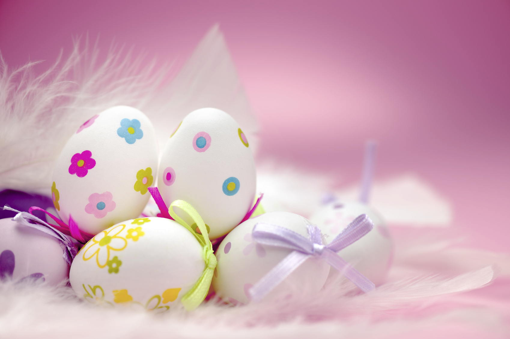 1698x1131px Happy Easter Wallpaper