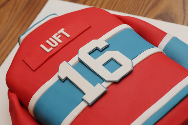 Montreal Canadiens Habs jersey cake