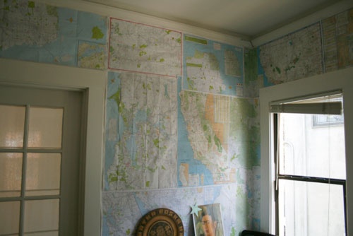Look Maps As Makeshift Wallpaper