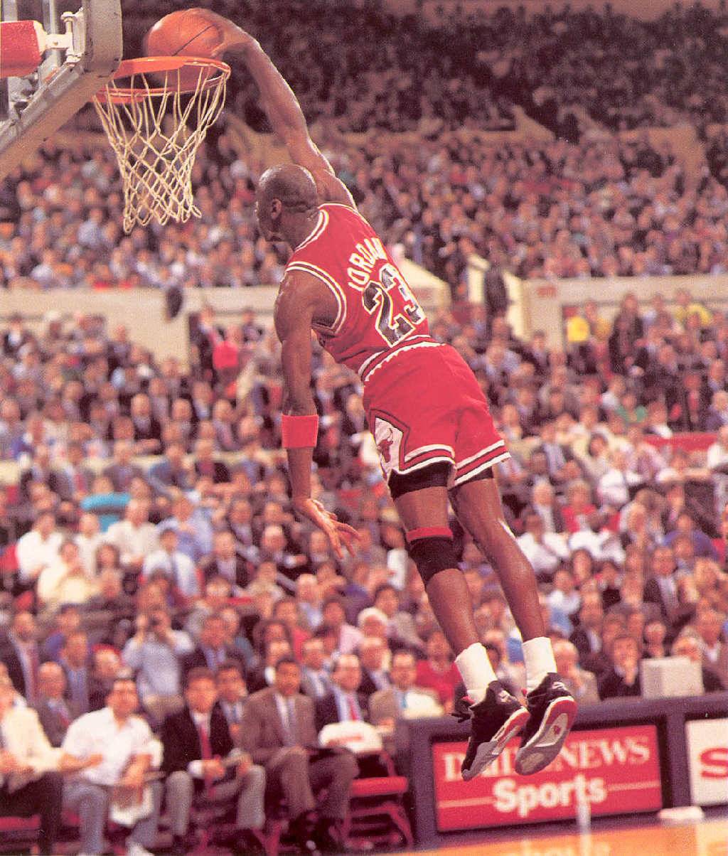 Michael Jordan Slam Dunk Chicago Bulls Wallpaper