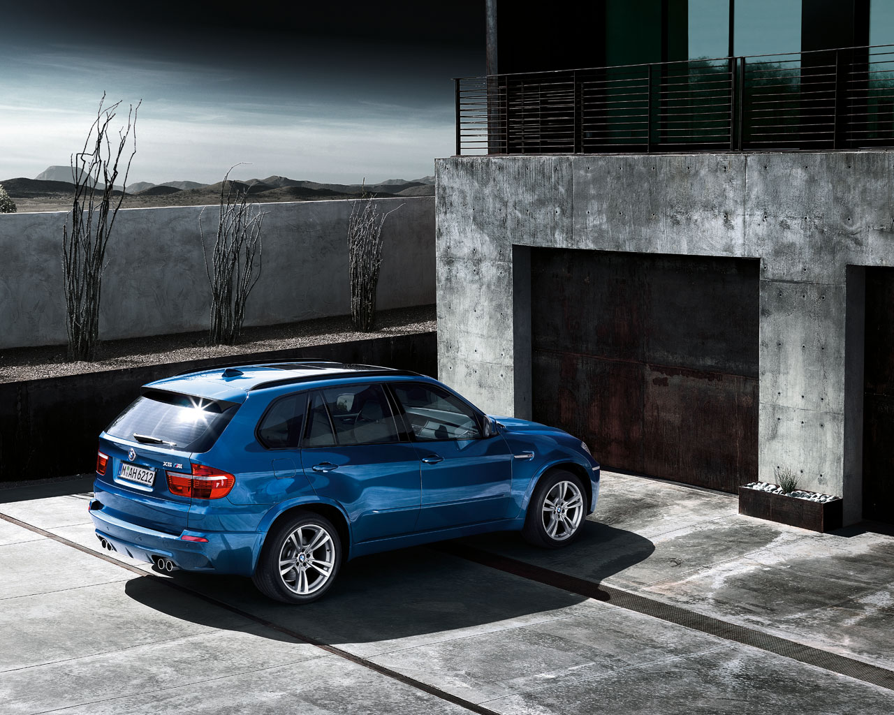 Bmw X5 M Wallpaper Gallery Clickandseeworld Is All About Funny