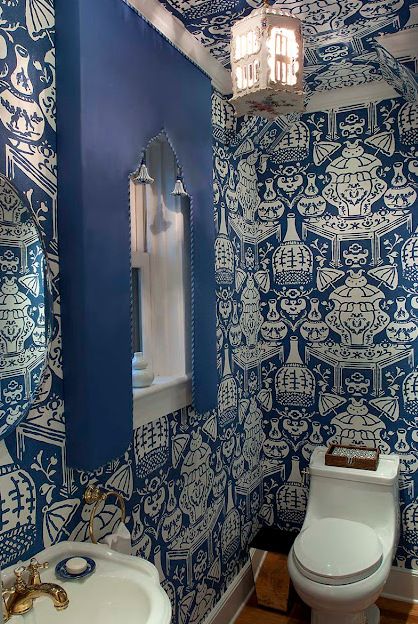 Modern Take On Chinoiserie Style Wallpaper In Indigo Blue And White