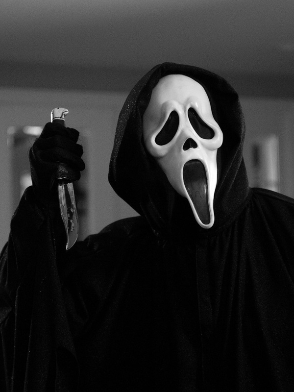 Ghostface In Scream Screensaver For Amazon Kindle