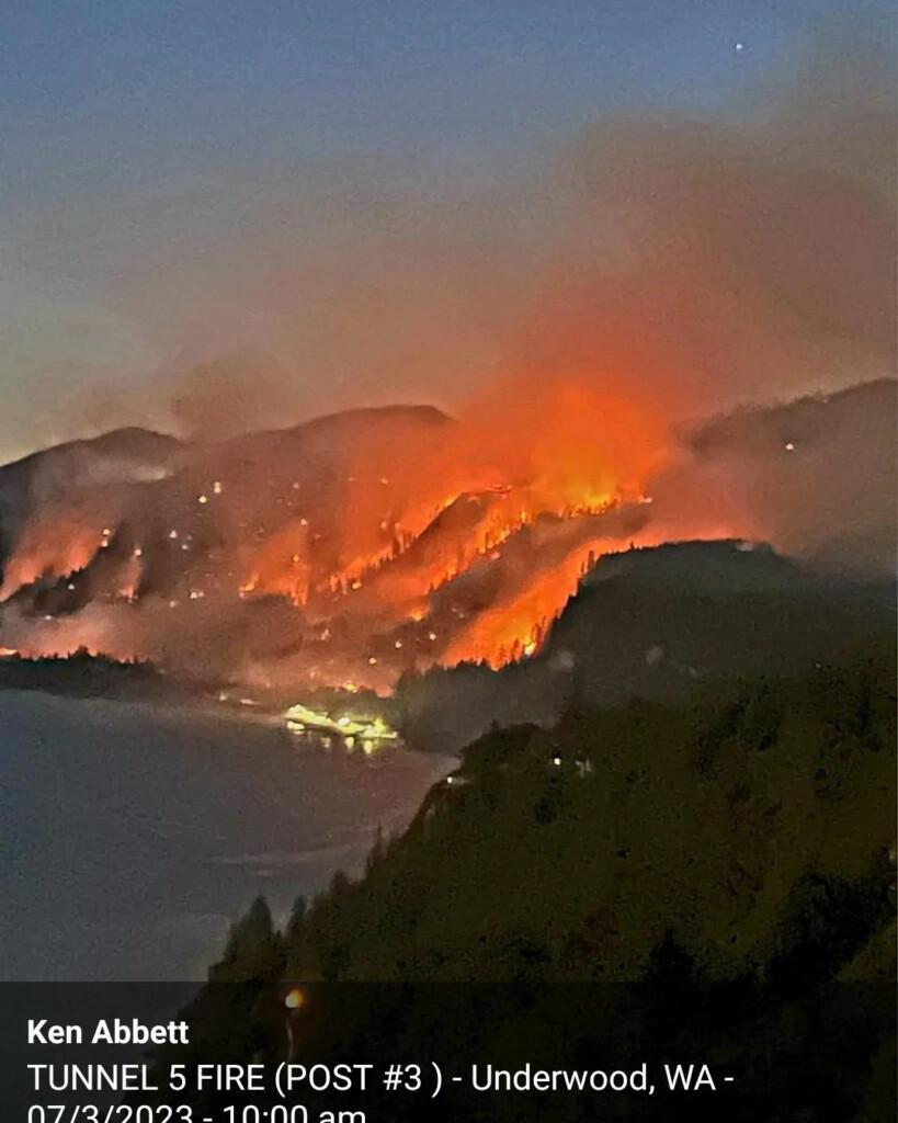 Fires Threaten Wineries Vines In Columbia Gorge Yakima Valley Wallpaper