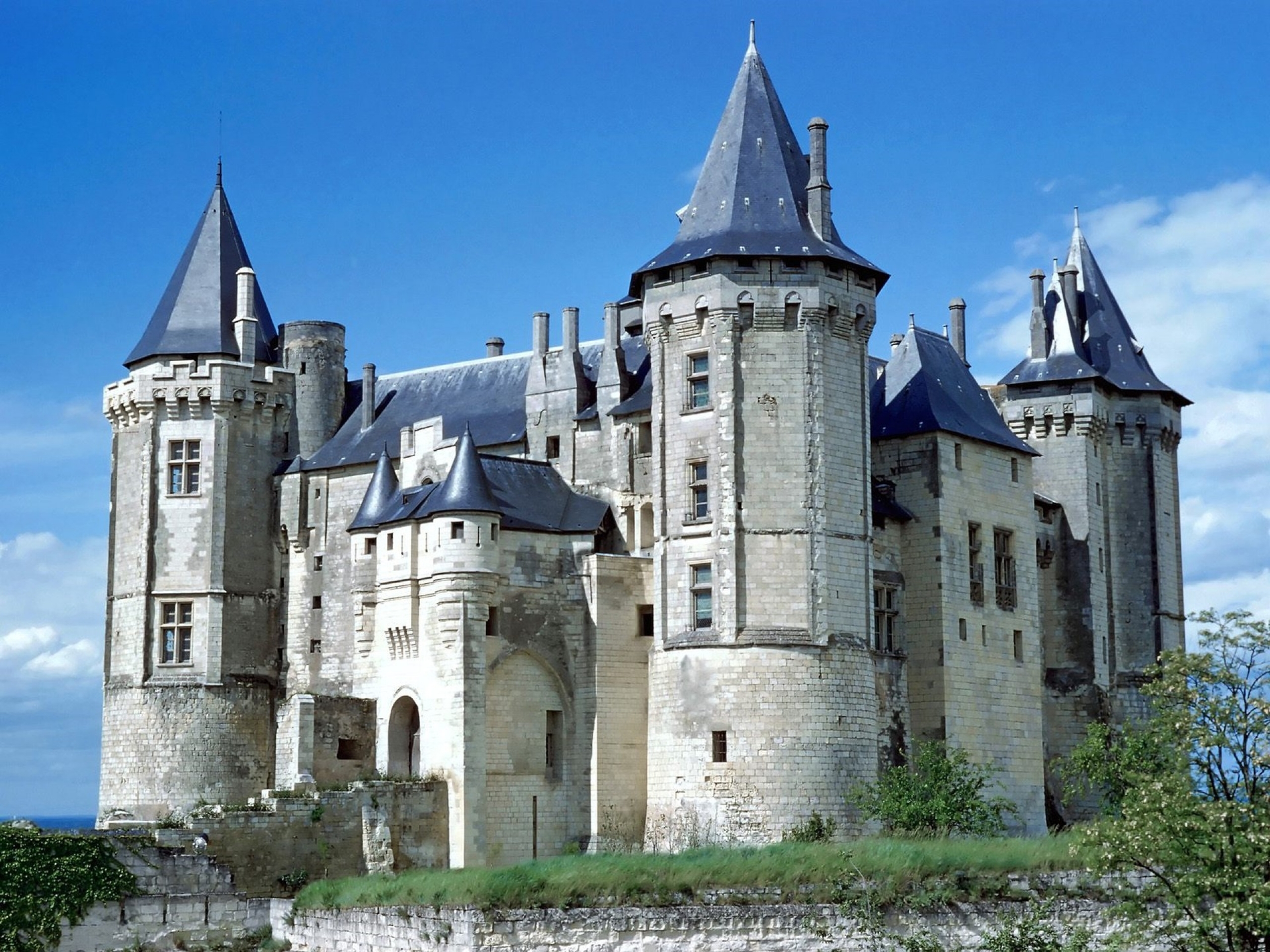 Castles France Buildings Saumur Cities Chateau Wallpaper