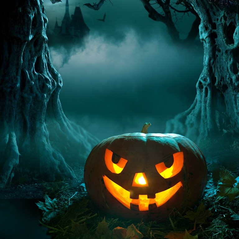 Weekend iPad Wallpaper Halloween Themed Insight