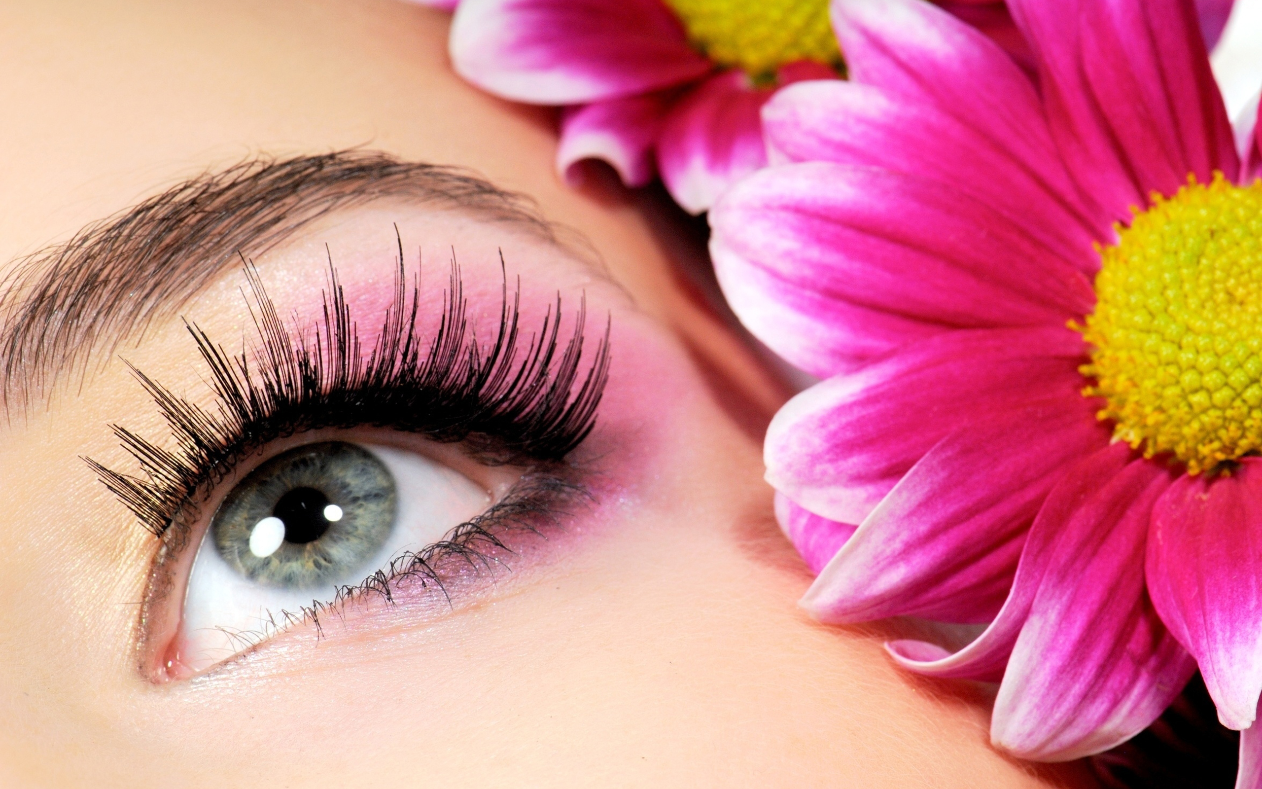 Beautiful Eye Makeup With Flower HD Wallpaper