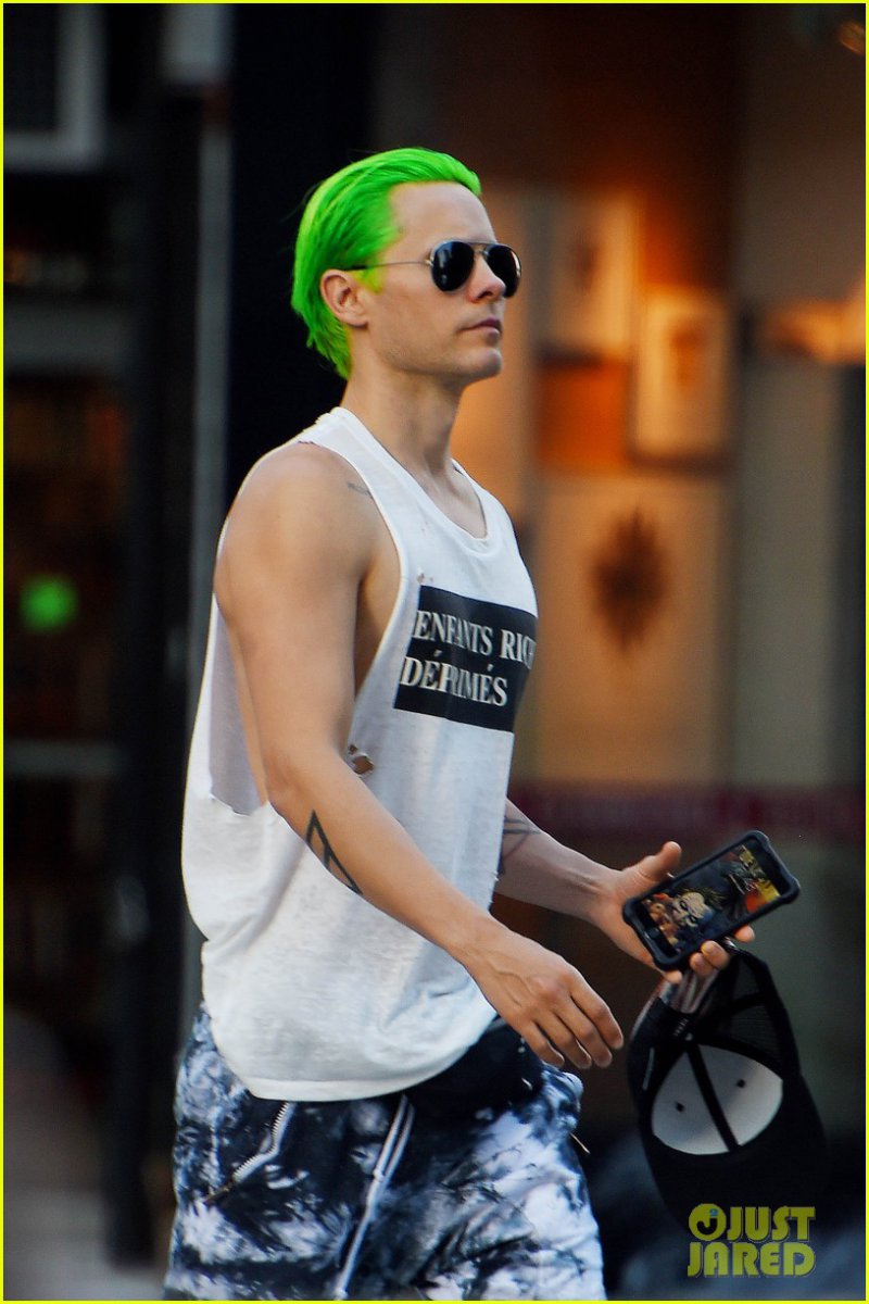 Exclusive Jared Leto Digging His Green Hair While Taking A Stroll In