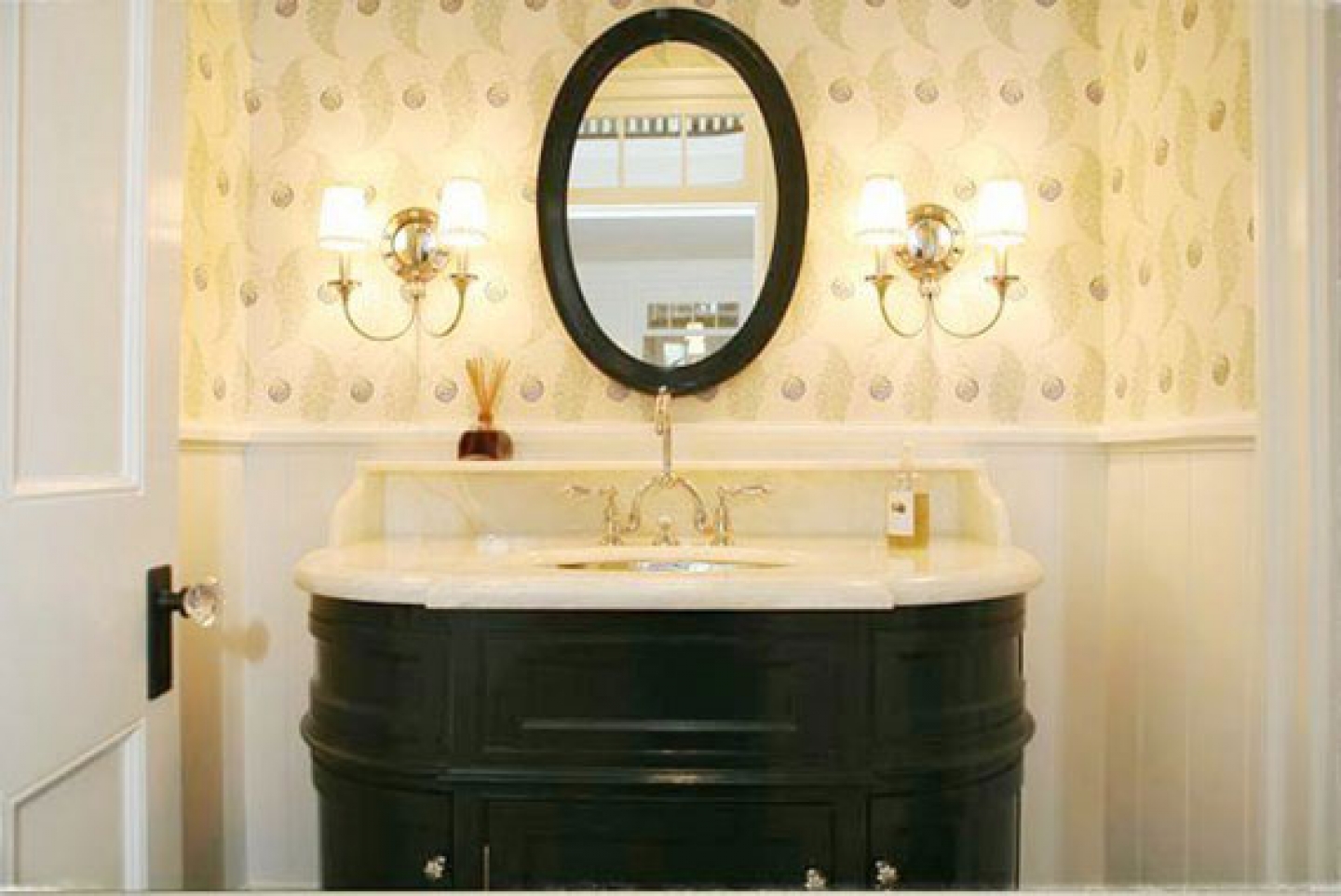 Powder Room Wallpaper Stunning Bathrooms With Stylish