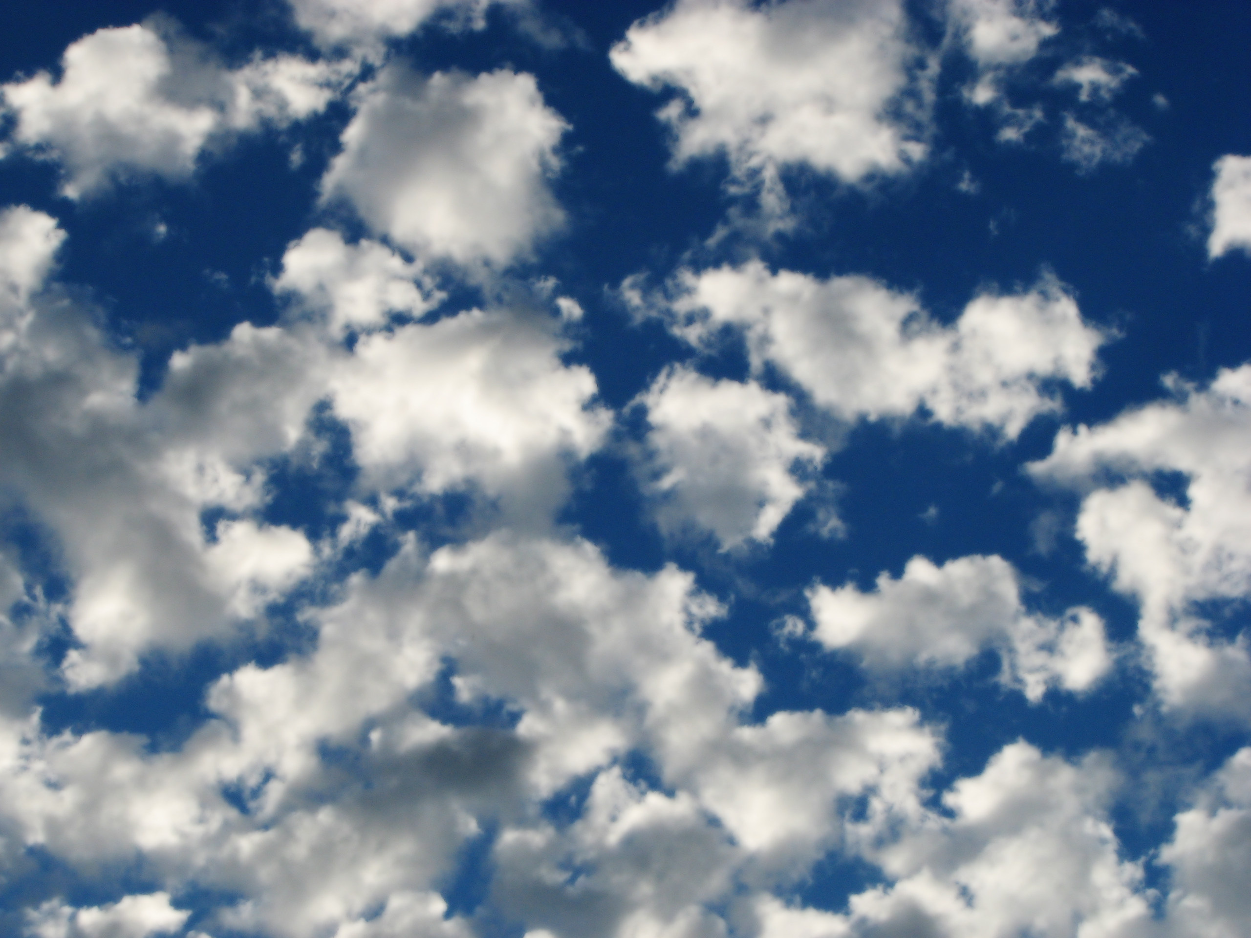 Clouds Wallpapers 2560x1920