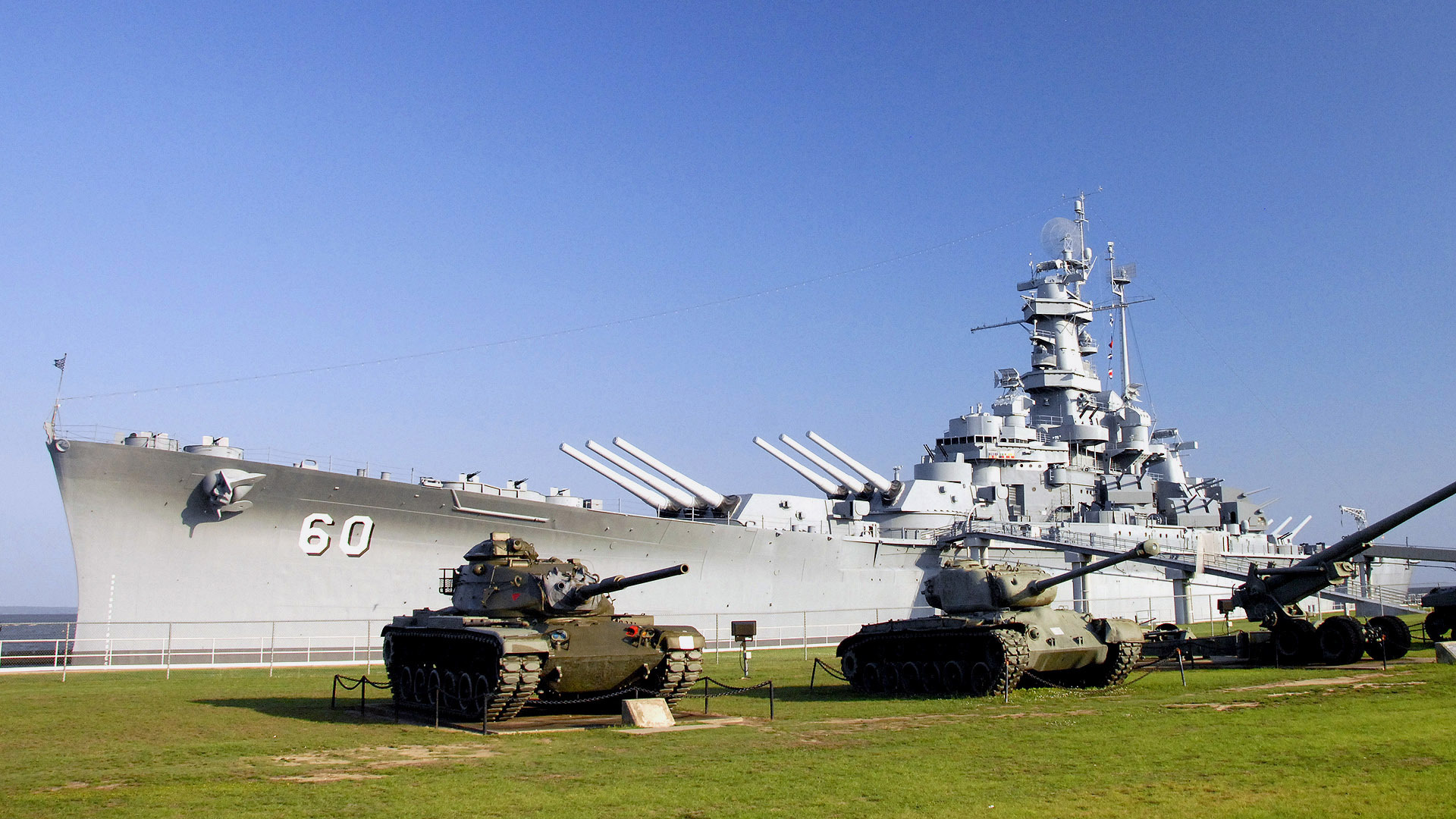 Park Battleship Blue Grass Military Tank Usa Uss Alabama